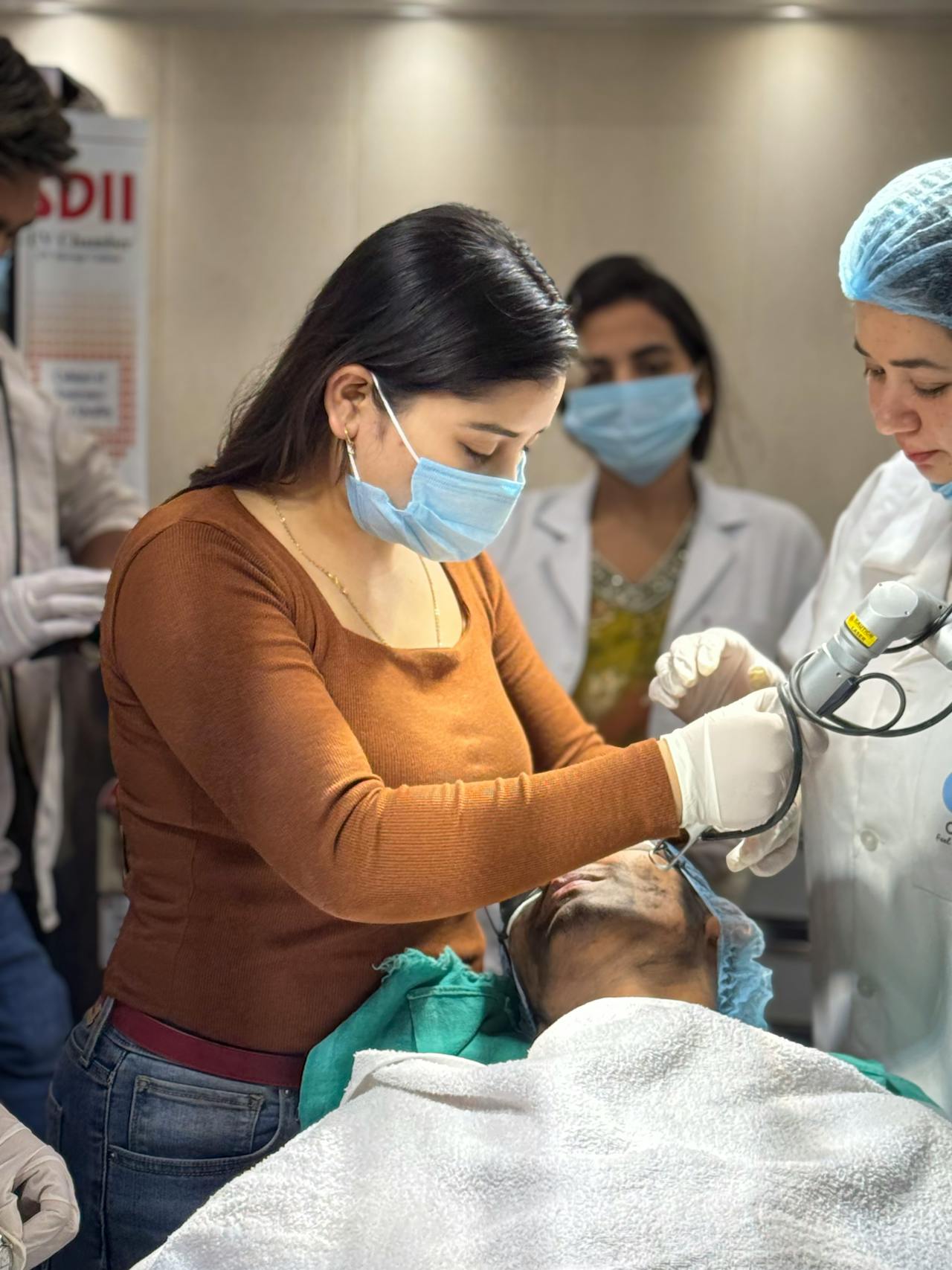 PRP Tedavisi Nedir? Hangi Alanlarda Etkilidir? 5 PRP kozmetik ve tıbbi eğitimle uygulanan uzman gerektiren bir prosedürdür